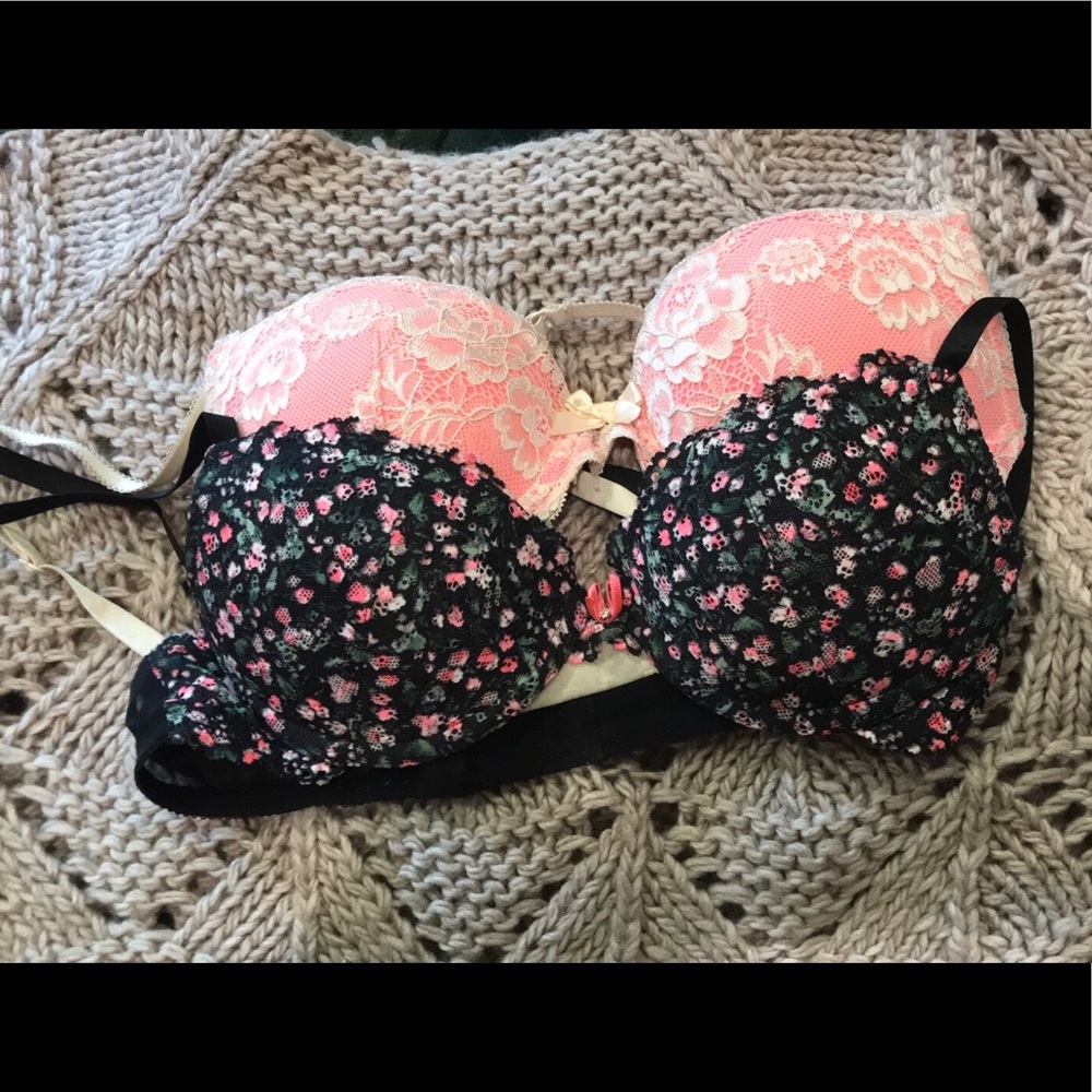 2 for 1✌🏼DEAL - H&M 32B Neon Pastel & Black Padded Push-up Bras